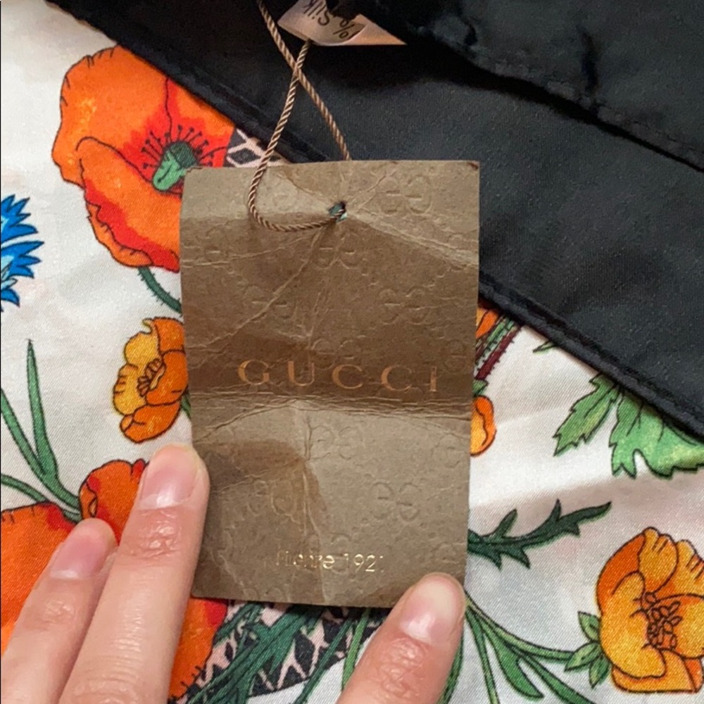 Gucci scarf authentic - Picture 3 of 5